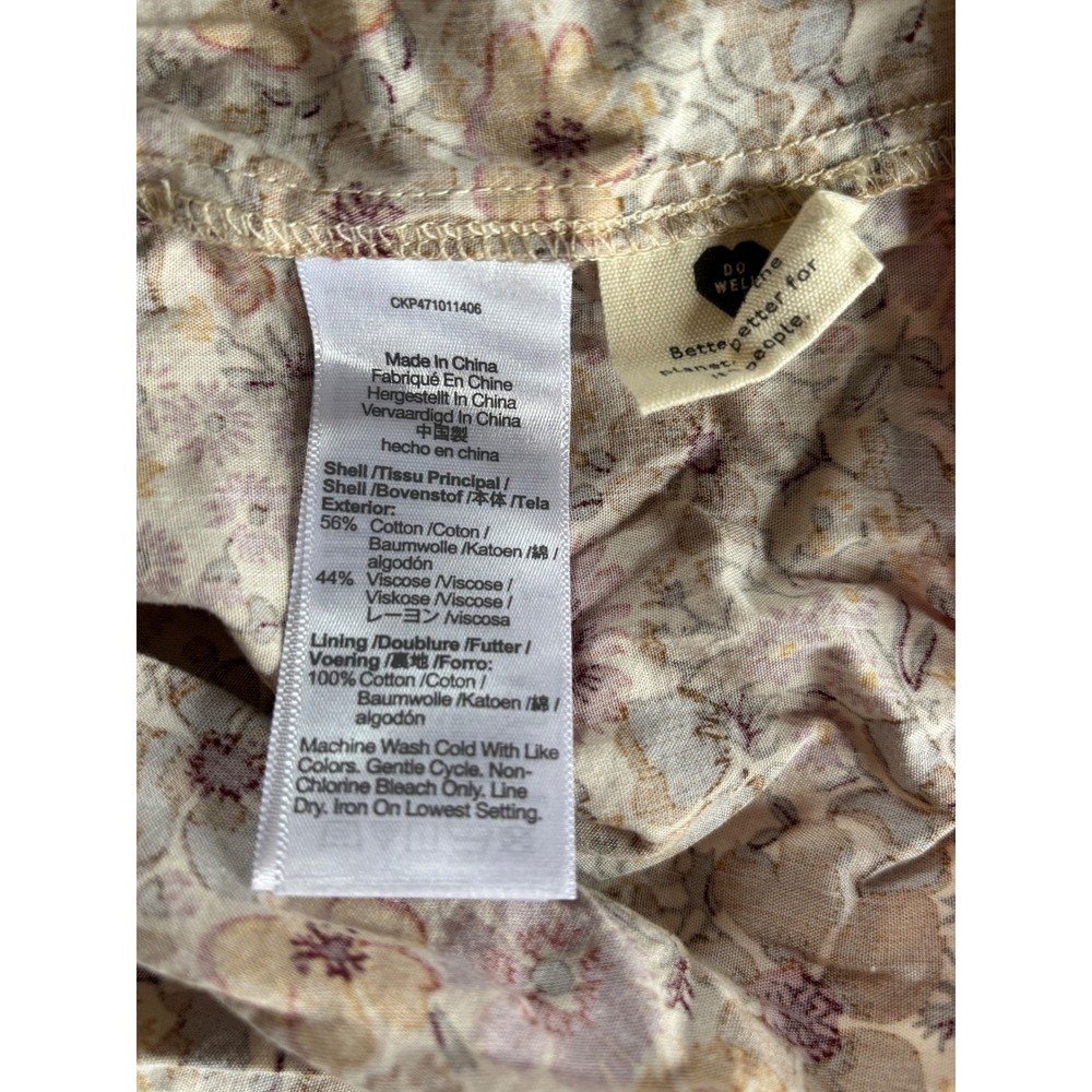 Madewell Puff-Sleeve Open-Back Midi
Dress in Floral Field Floral Cottagecore 4 - Picture 12 of 14